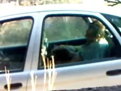 წყვილი hotties fondles ძლიერი dong მათი მჭიდრო teen pussies